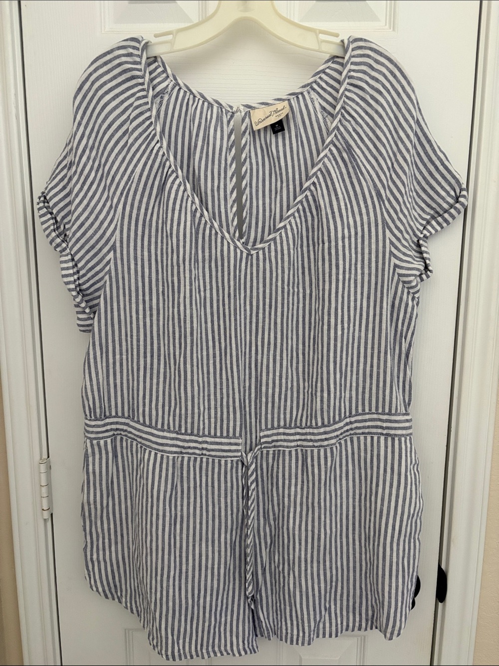 Universal Thread Blue & White Striped V-Neck Tunic
